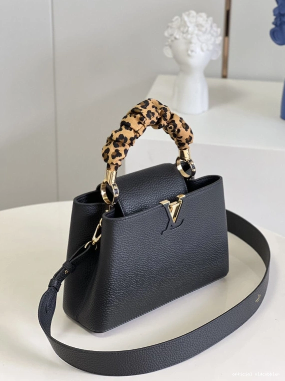 Official oldcobbler VUITTON CAPUCINES LOUIS BB 0717